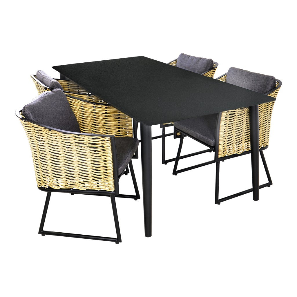 Tuin eettafel met zwart blad en rotan stoelen met grijze kussens