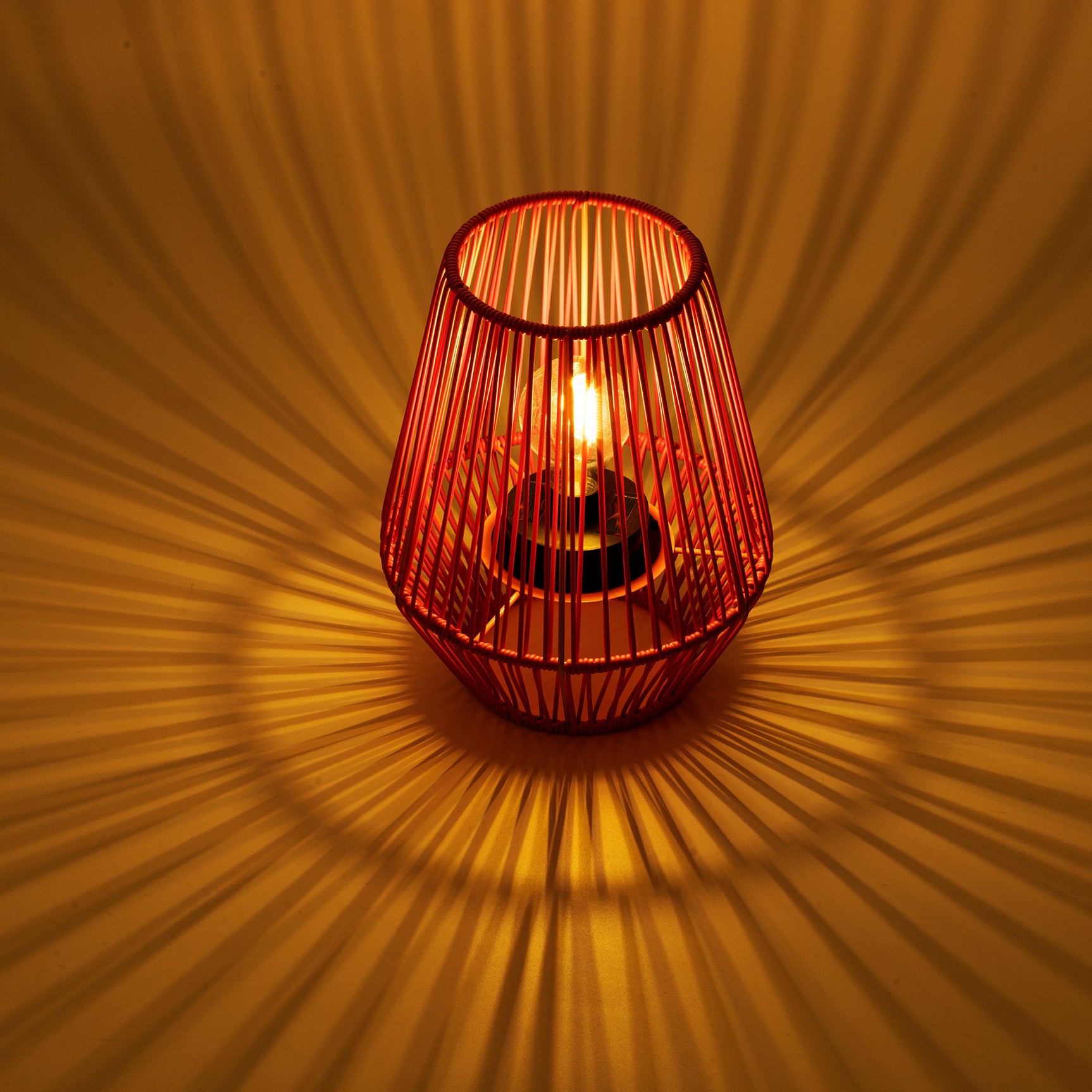 Solar lantaarn wicker steady