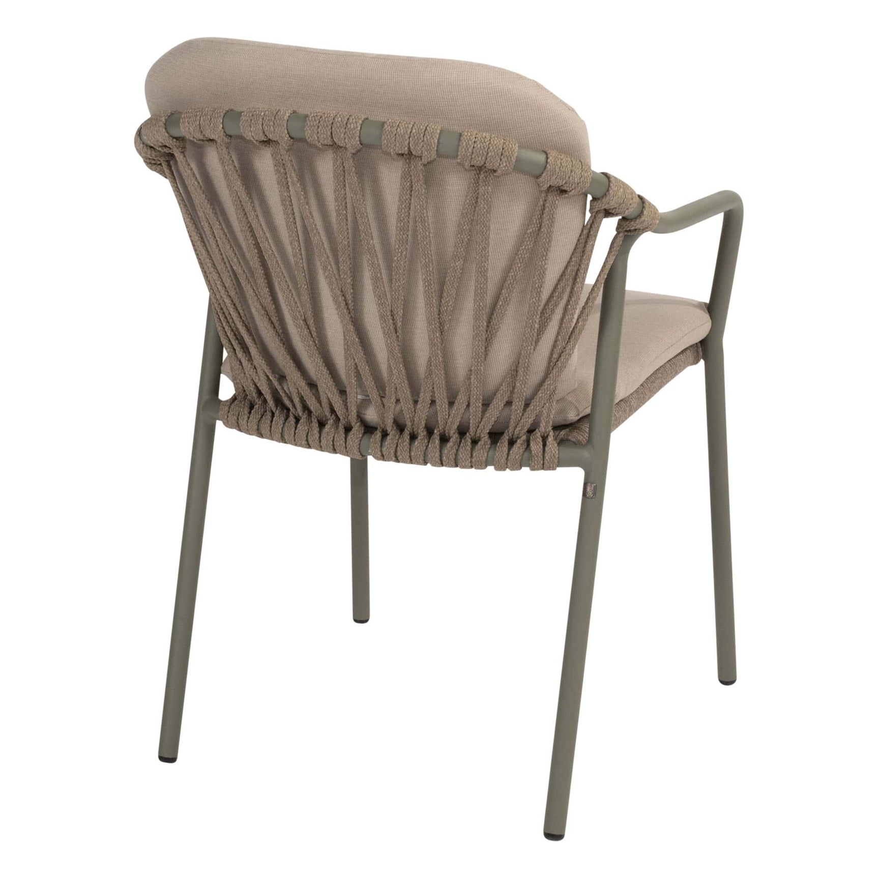 Olijfgroene diningstoel met beige kussens en gevlochten rugdetail, stapelbaar