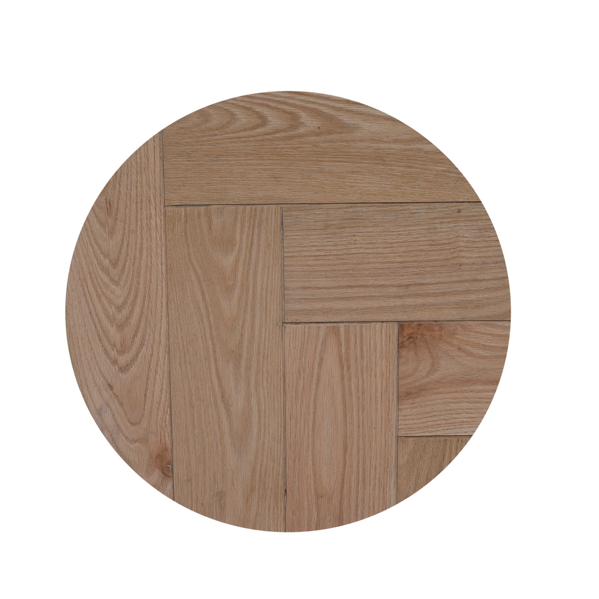 Close-up van eiken houtpaneel op rond tafelblad