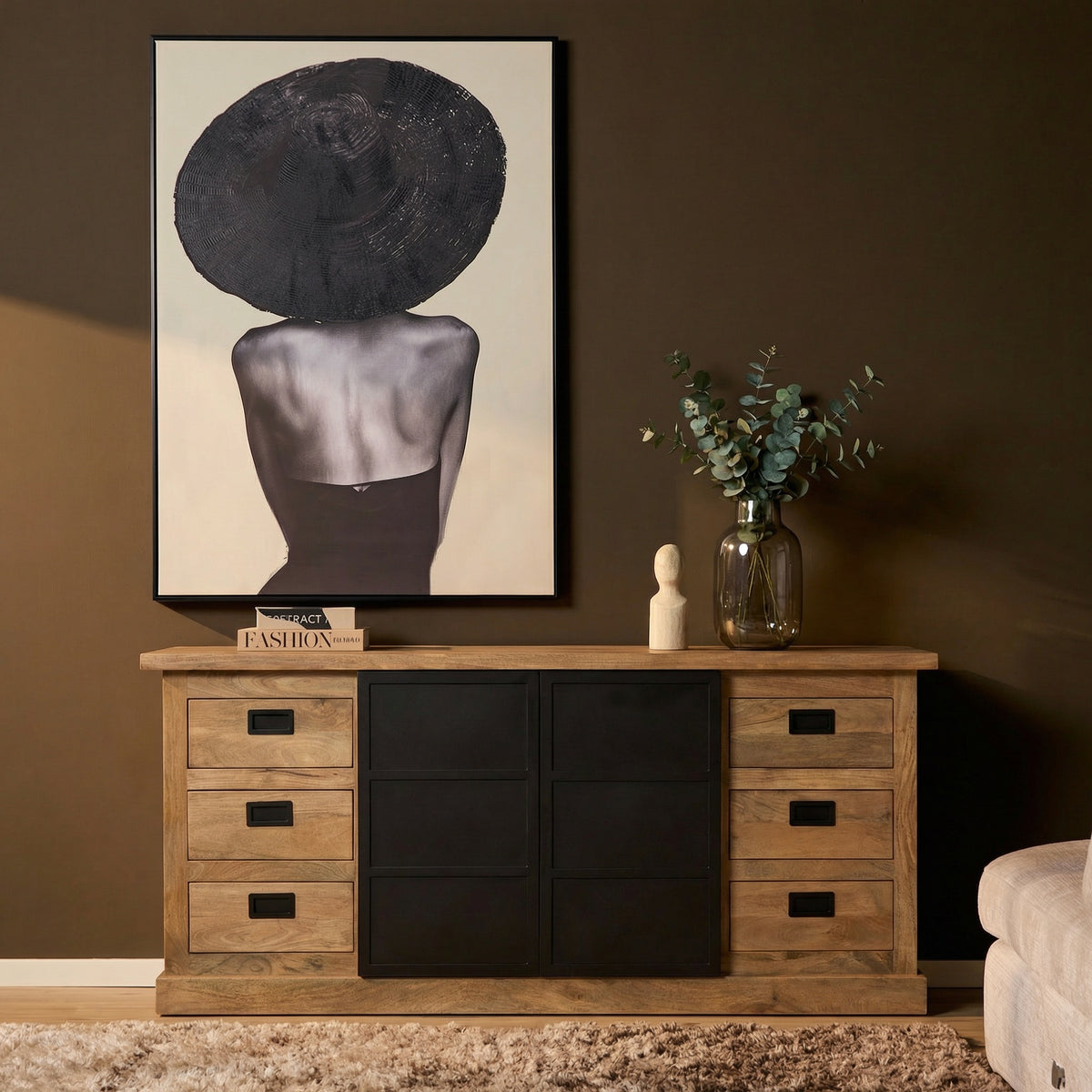 Eikenlook dressoir met zwarte middenpanelen en meerdere laden, rechthoekig houten bovenblad