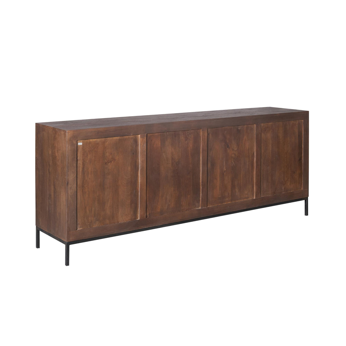 Dressoir met gladde frontpanelen in warmbruine houtlook en zwarte pootjes.