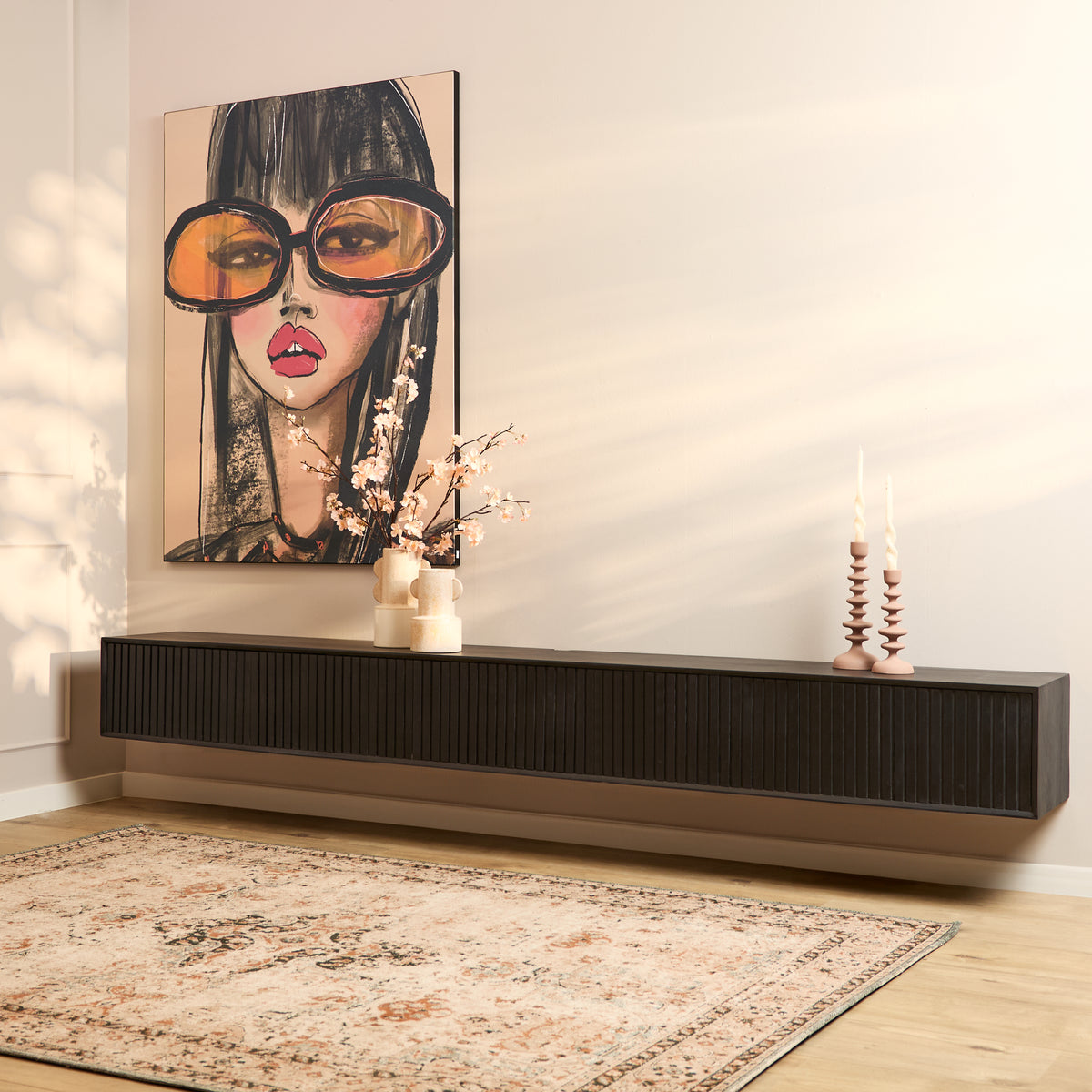Zwevend tv-meubel met verticale ribbels, zwart, rechthoekige console