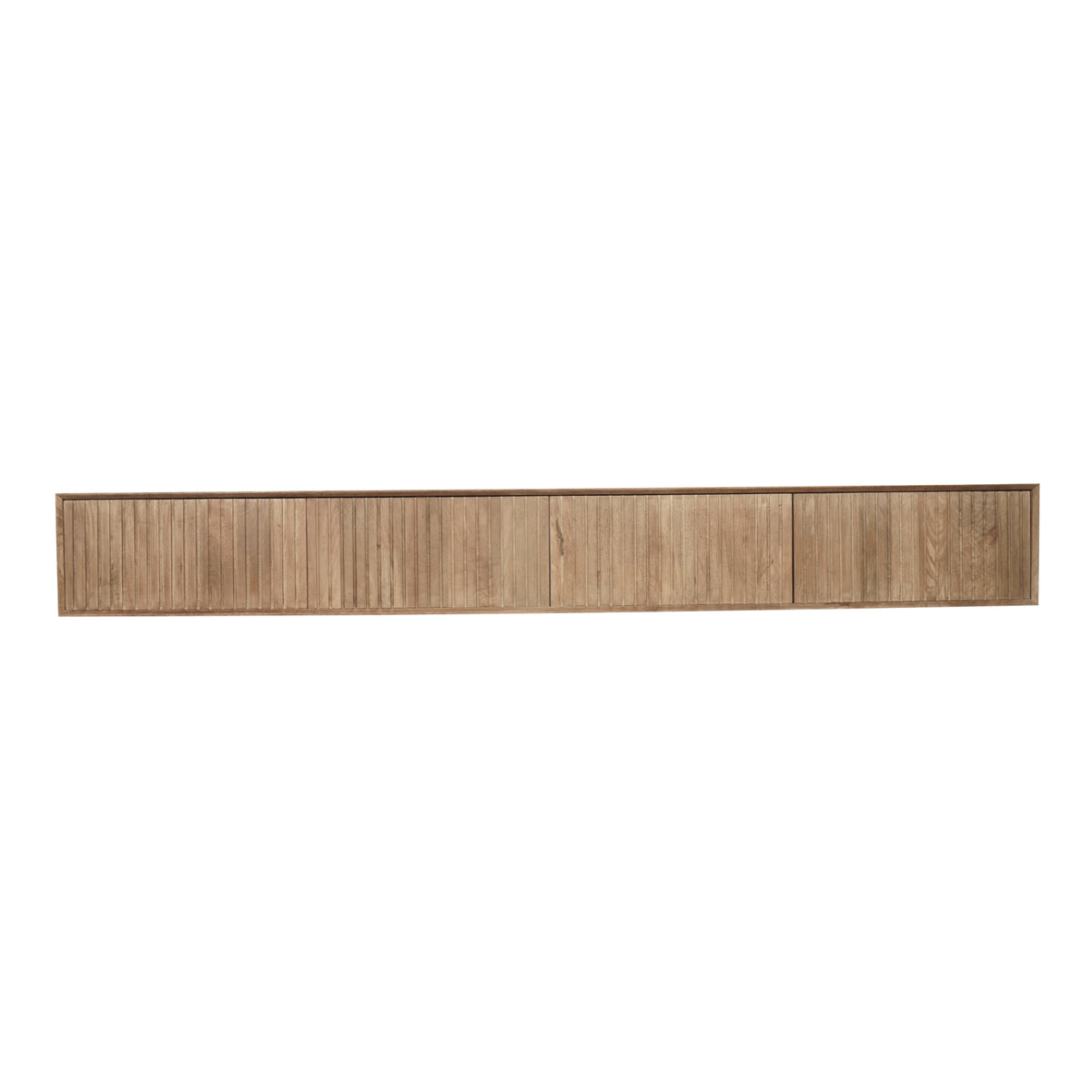 Zwevend tv-meubel in naturel hout met langwerpige vakken over de voorkant.