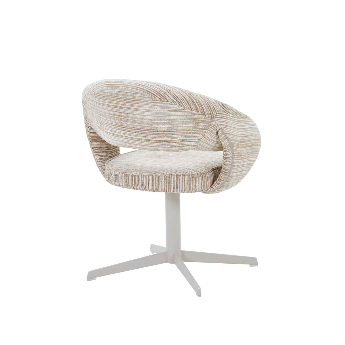 Draaibare eetkamerstoel schuin zijaanzicht, beige gestreepte bekleding en wit onderstel.