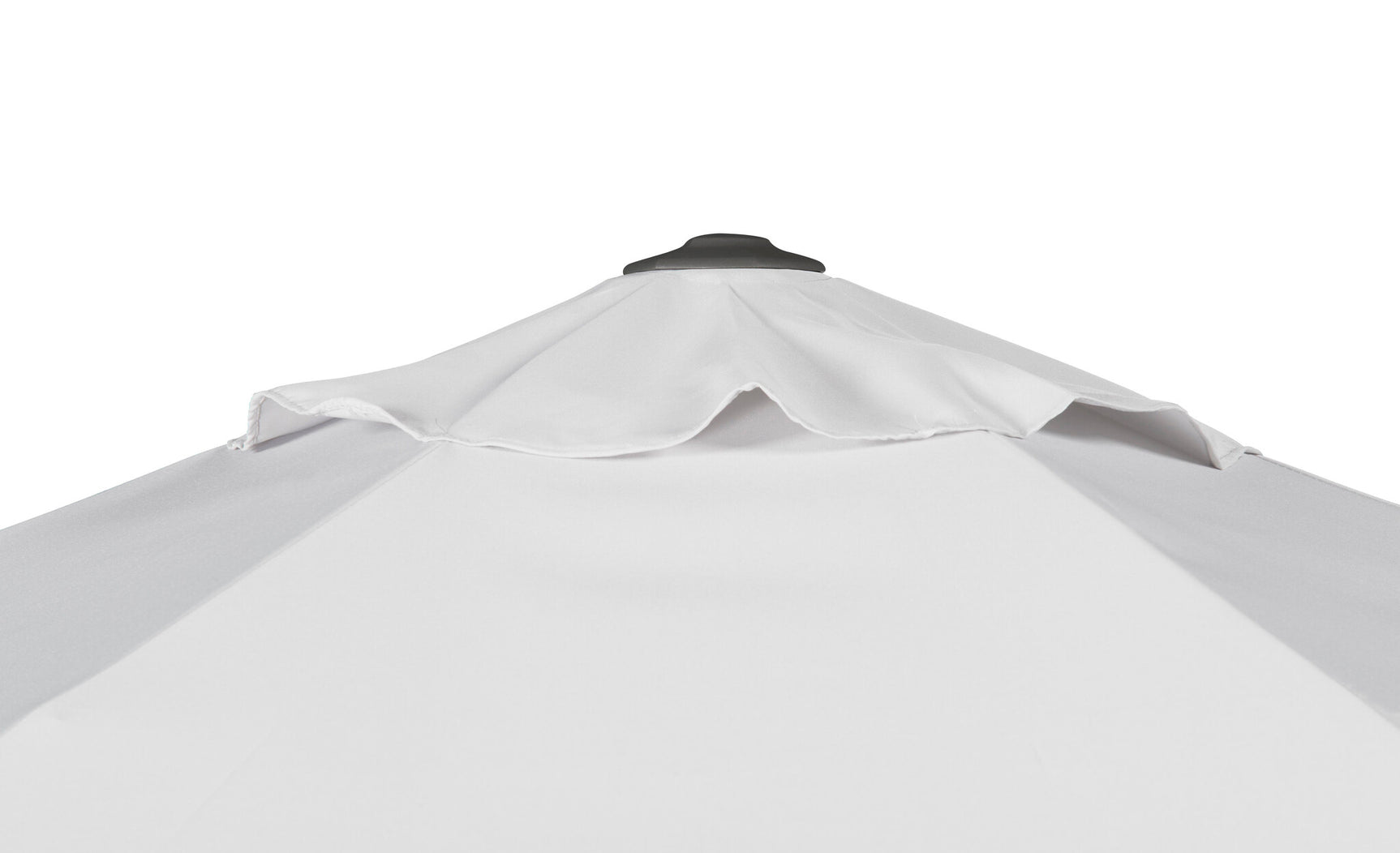 Witte parasoldoek met opgevouwen bovenzijde en plooi