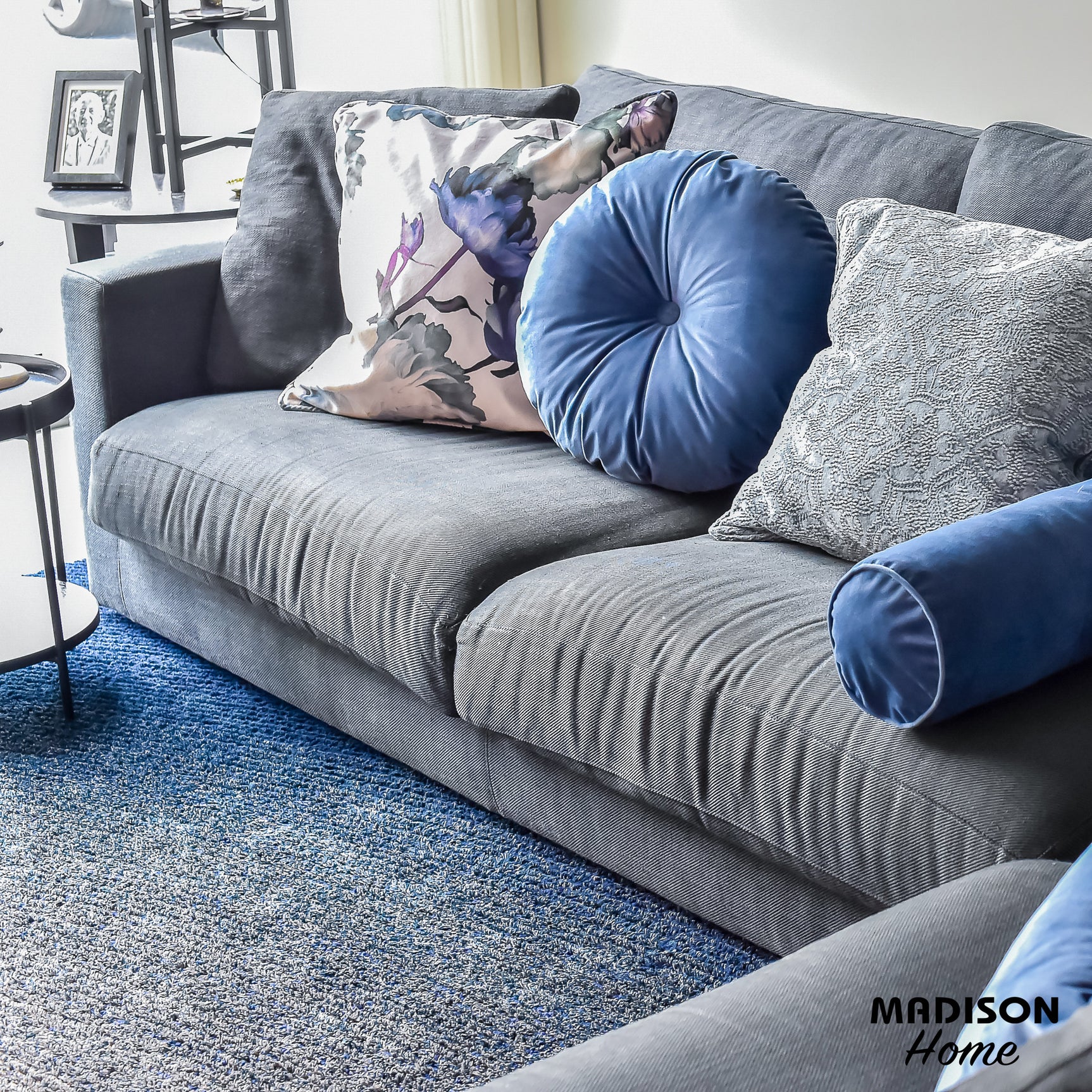 Madison - Sierkussen London Dark blue 60x17,5 cm