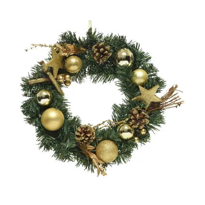 Decoratieve kerstkrans van groen, met gouden ballen, sterren en dennenappels