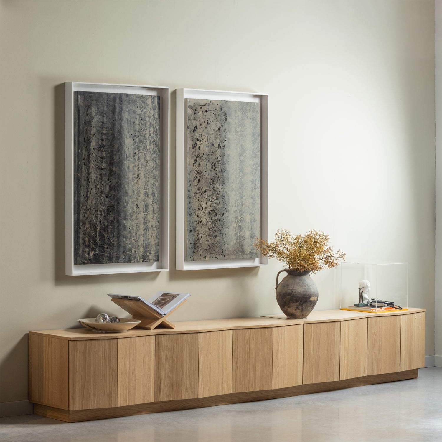 ZUMA TV MEUBEL 200 CM EIKEN FINEER TRANSPARANT [fsc]