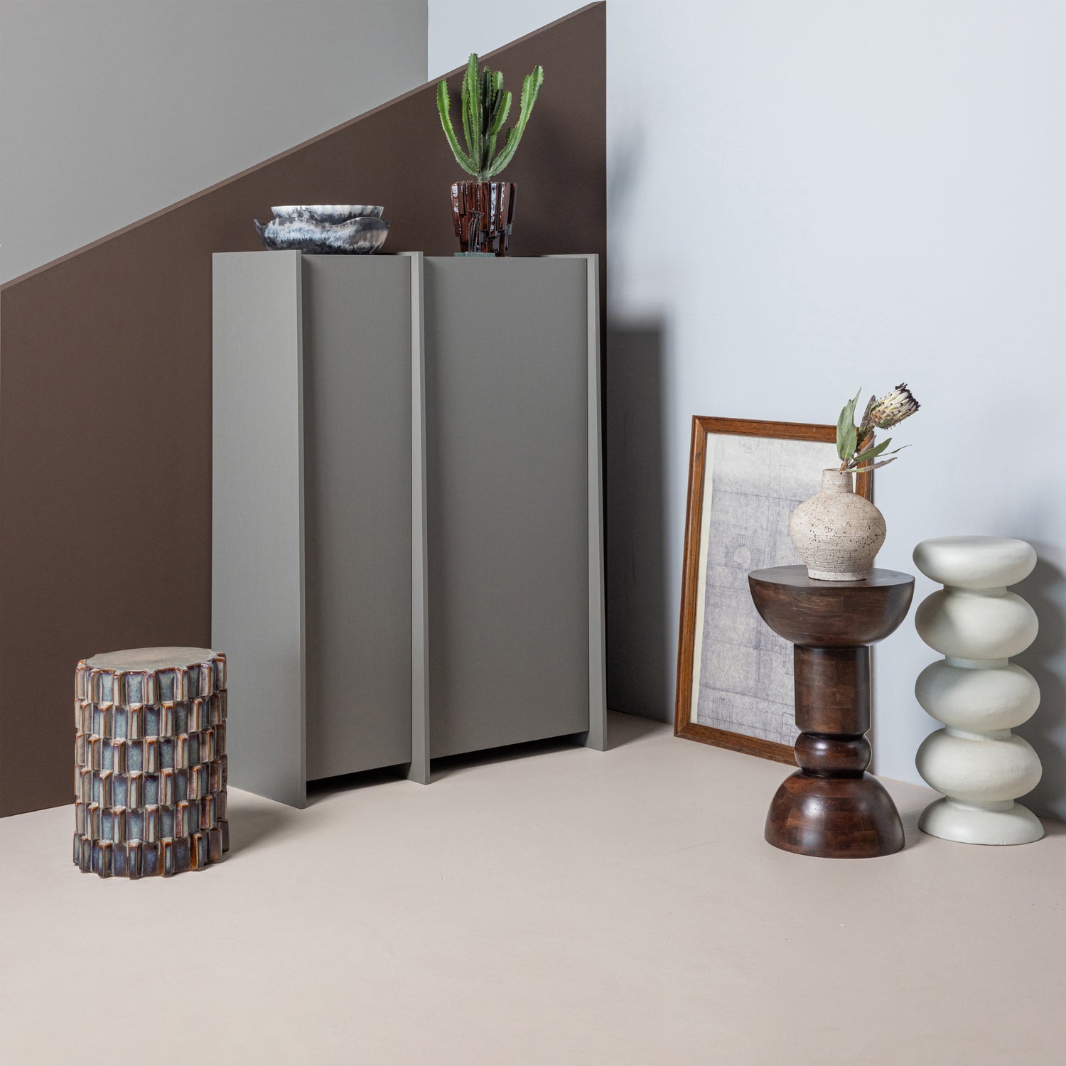 BROCK 2-DEURS KAST ESSEN FINEER WARMGRIJS [fsc]