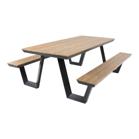 Rechthoekige picknickset met houten tafelblad en twee banken, zwarte metalen poten
