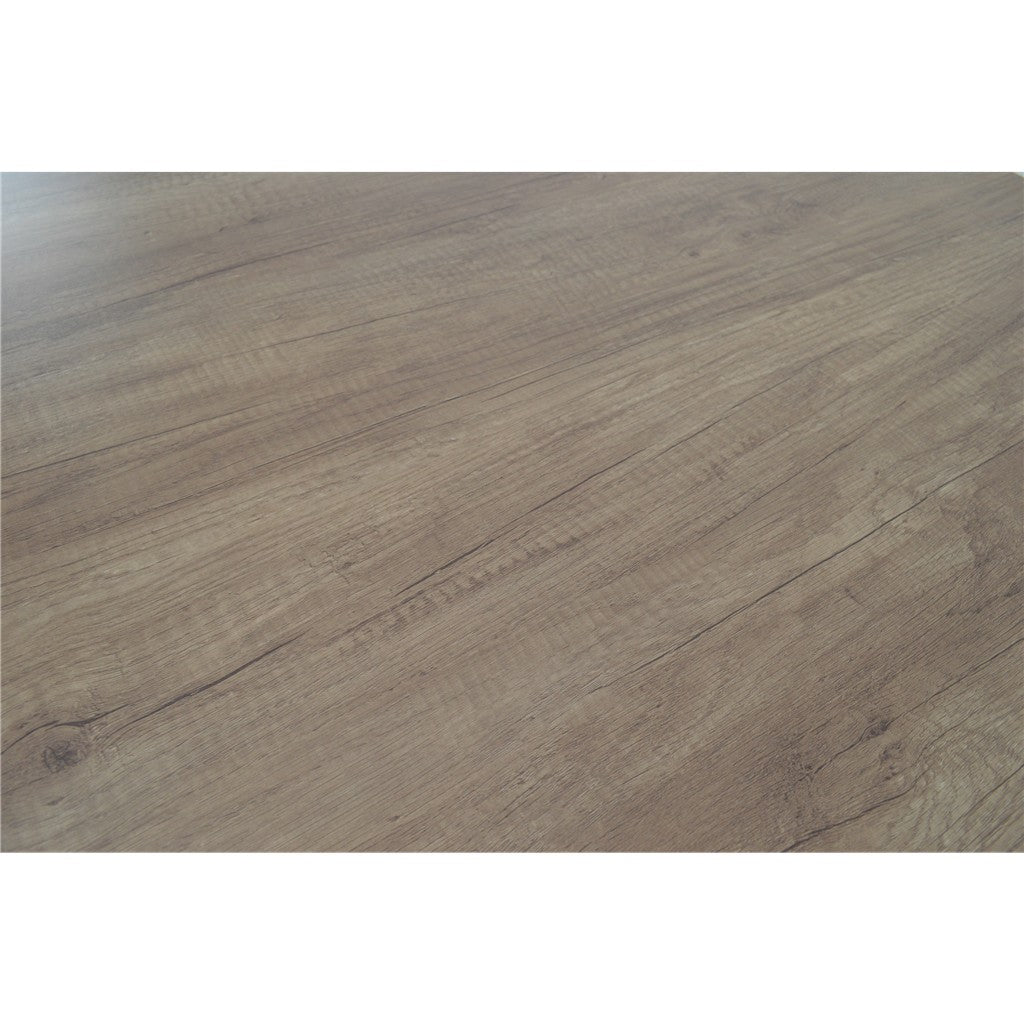 Close-up van houtstructuur op tafelblad met matte beige nerf