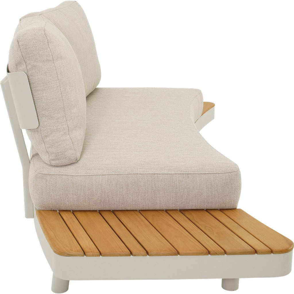 Zitgedeelte met hoge rugleuning en houten plank, lichtbeige stof
