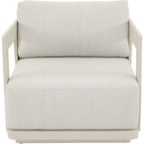 Fauteuil met lichtbeige zit- en rugkussen, witte armleuningen en frame