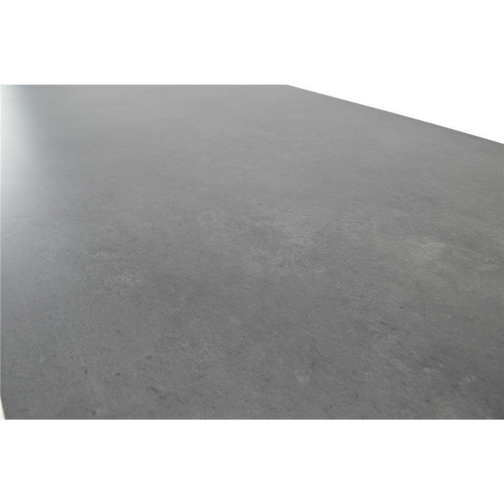 Donkergrijs tafelblad met matte, licht geaderde betonlook textuur.