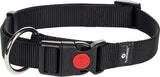 Zwarte halsband met verstelbare band, klikgesp, metalen ring en rood logo