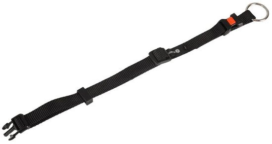 Zwarte halsband met verstelband, klikgesp en metalen ring