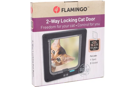 Verpakking van zwart 2-standen poezenluik Fanni met kattenluik