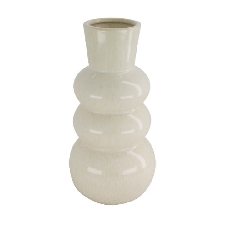 Beige keramische vaas met smalle hals en bolle, gelaagde vormen