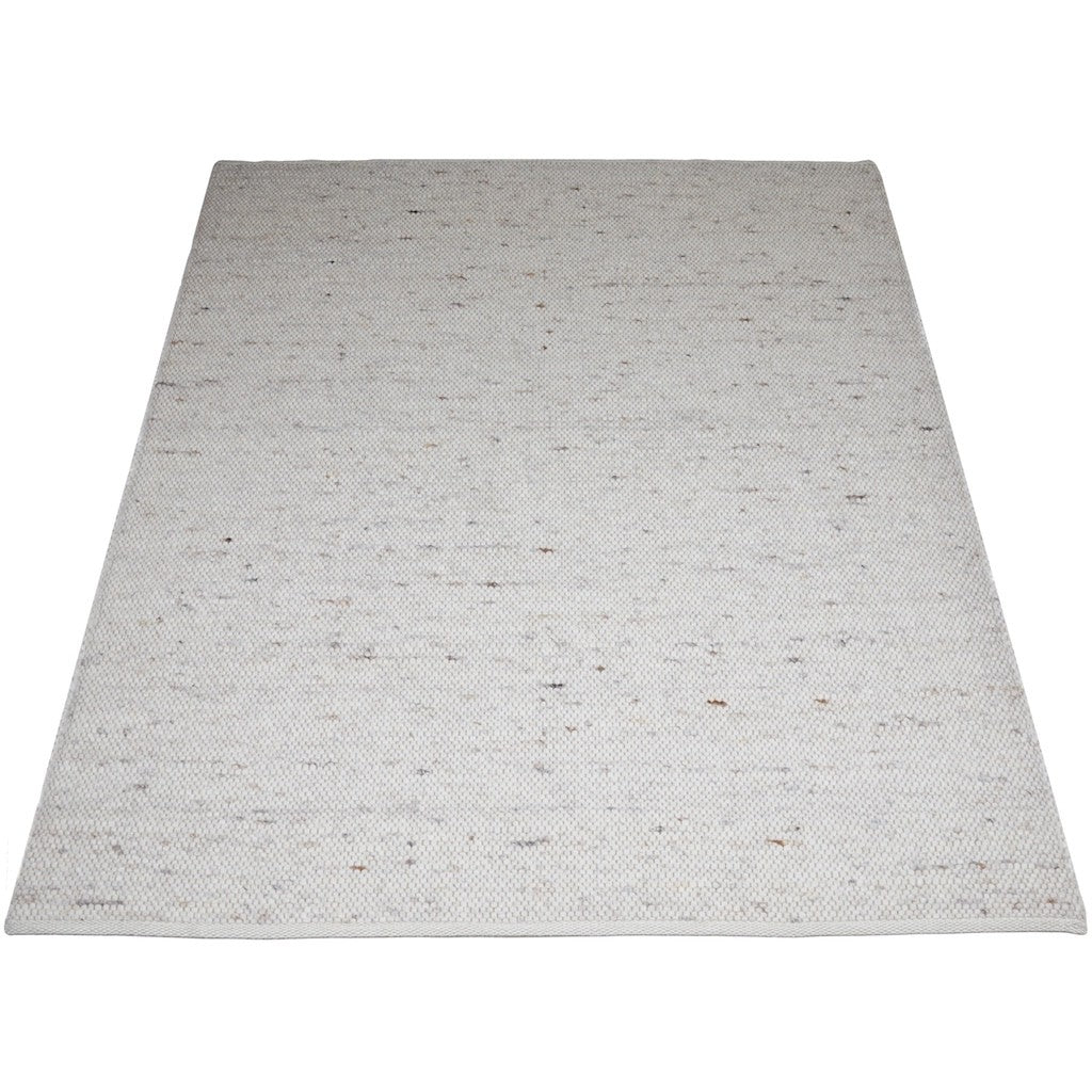 Karpet Greenland met fijn, lichtgrijs speckle patroon, ca. 160 x 230 cm.