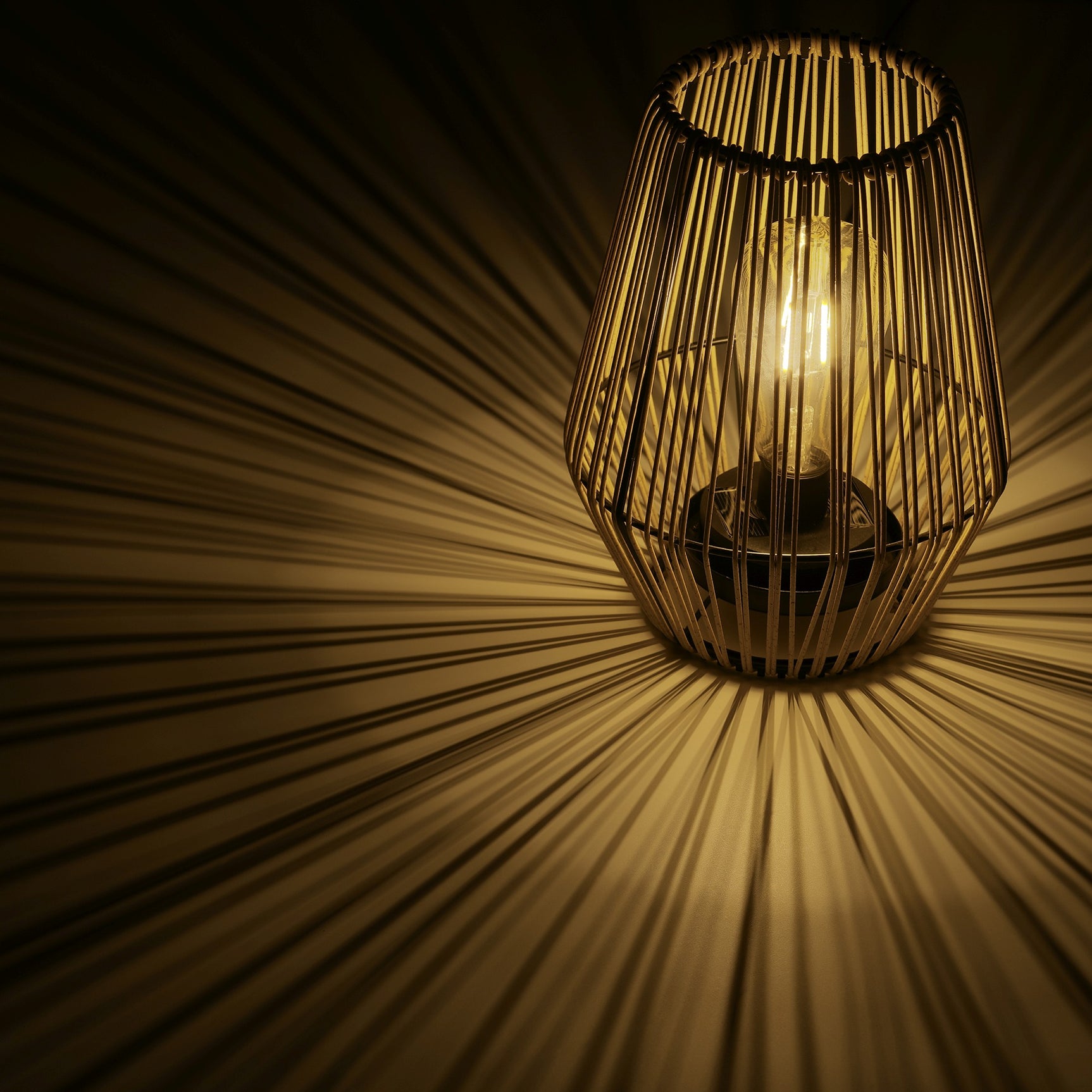 Solar lantaarn wicker steady