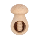 Houten notenkraker met ronde kop en opening; binnenin stapel houten schijfjes.