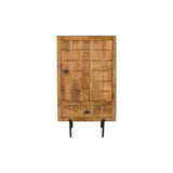 Houten kastfront met reliëfdeur en twee zwarte greepjes, bruin.