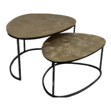 Set salontafels met twee ovale goudkleurige bladen en zwarte metalen onderstellen