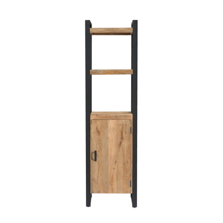 Boekenkast met houten schappen en deur, zwart metalen frame, 55 cm hoog.