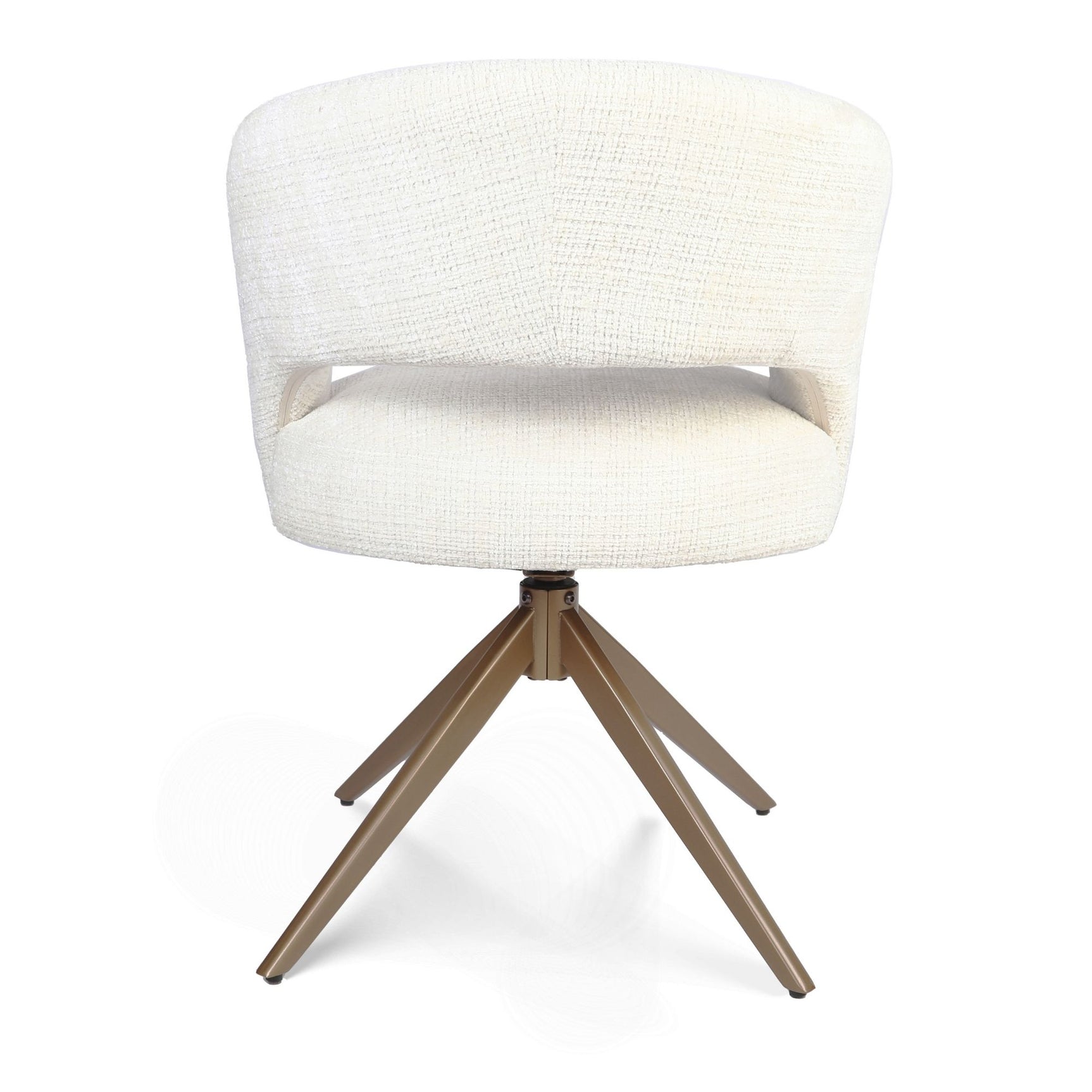 Eetkamerstoel met off-white bekleding, afgeronde rug, armleuningen en bronzen poten