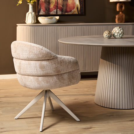 Eetkamerstoel Bella | Beige | Poot zandkleurig | Met armleuning