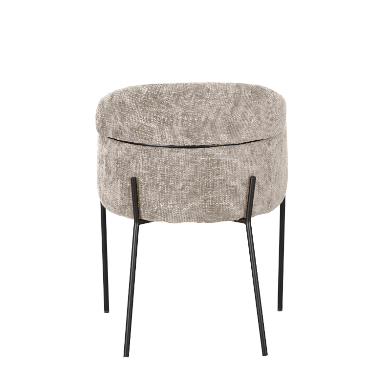 Beige gestoffeerde eetkamerstoel met ronde zitting, rug en zwarte metalen poten
