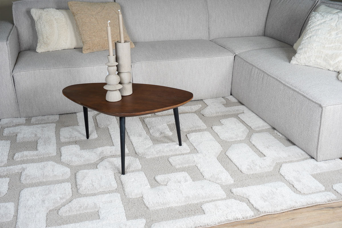 Vloerkleed met geometrisch blokpatroon, lichtbeige en grijstinten, korte pool.