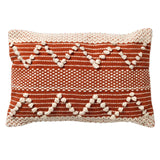 Rechthoekig sierkussen 40x60 cm met roodbruin jacquard en witte pompons