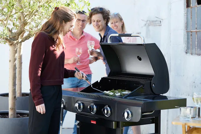 Barbecook Siesta 310 grafieten barbecue met open deksel en kookzone met rooster