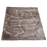 Bruin vloerkleed met abstract stenen patroon, rechthoekig