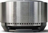 Solo Stove Summit vuurkorf met gegraveerd logo en ventilatiegaatjes onder de rand