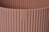 Roze ribbelplantenpot met reliëfdecor en subtiel elho-logo